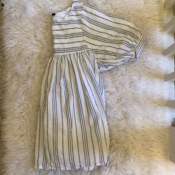 Jack & Jill babydoll dress sz M. Measurements in photos. White/navy/light blue. - Picture 10 of 11